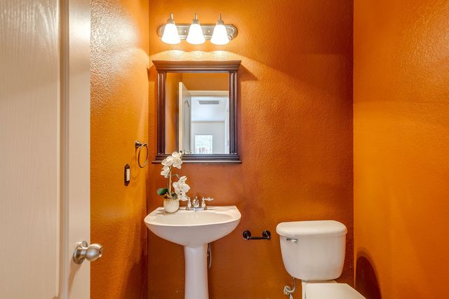 1300 Ocotillo Lane, Fort Worth, TX 76177