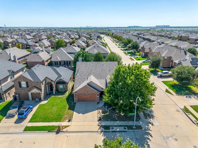 1300 Ocotillo Lane, Fort Worth, TX 76177