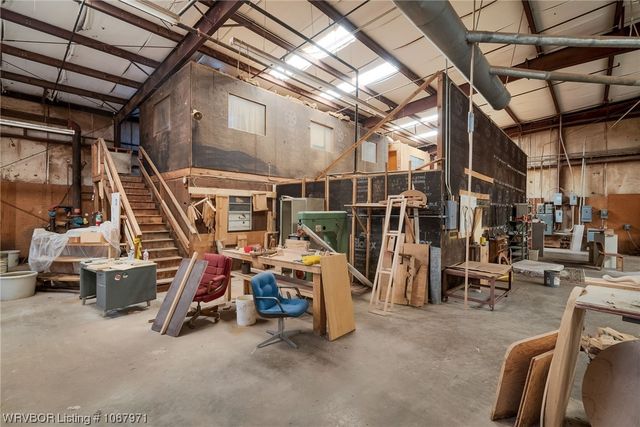 909 C Street, Barling, AR 72923