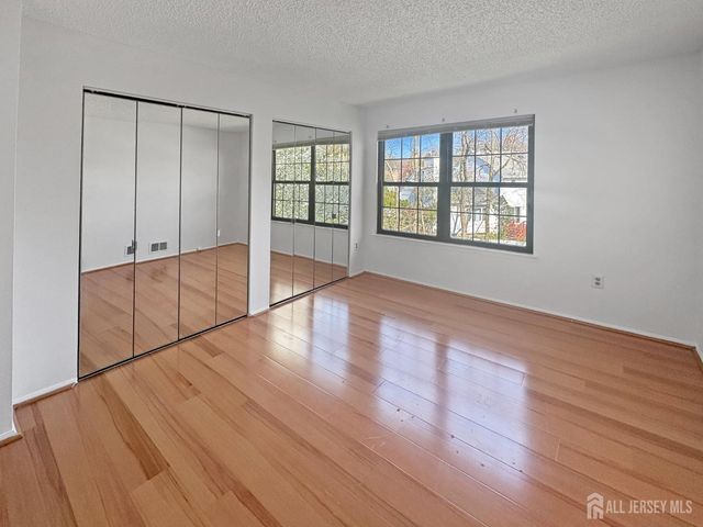 481 Danbury Lane, East Brunswick, NJ 08816