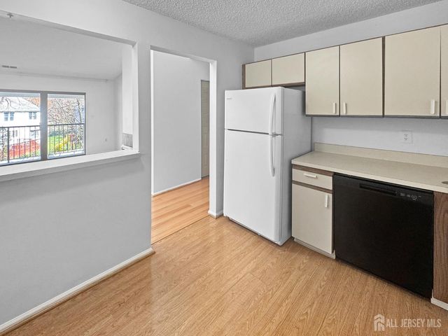 481 Danbury Lane, East Brunswick, NJ 08816