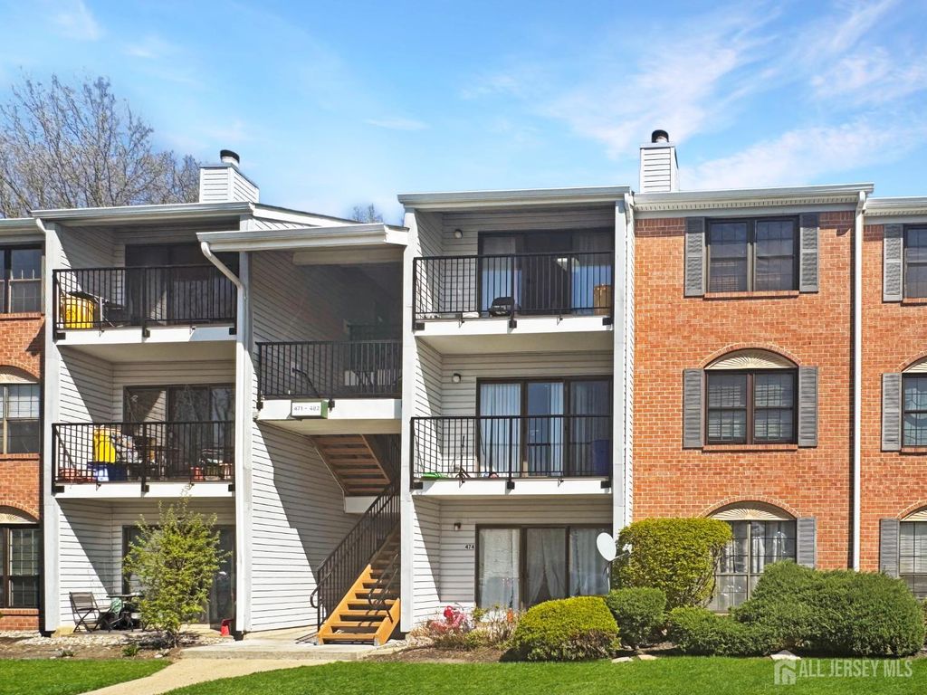 481 Danbury Lane, East Brunswick, NJ 08816