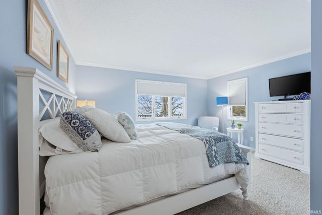 2402 Winona Ave Apt 8, Winona Lake, IN 46590