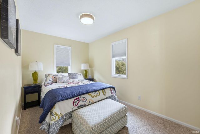 2402 Winona Ave Apt 8, Winona Lake, IN 46590