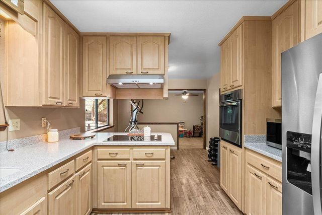 15886 Gibboney Ln, Grass Valley, CA 95949