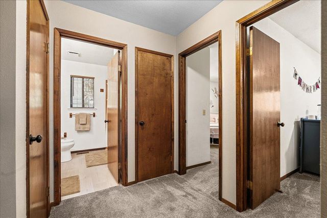 15886 Gibboney Ln, Grass Valley, CA 95949
