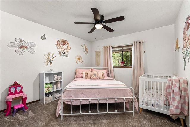 15886 Gibboney Ln, Grass Valley, CA 95949