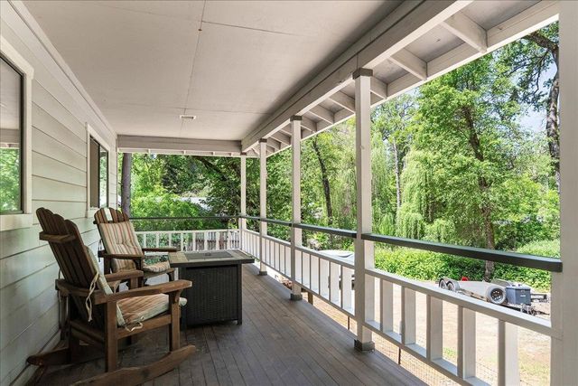 15886 Gibboney Ln, Grass Valley, CA 95949