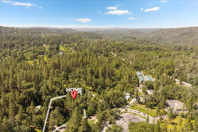 15886 Gibboney Ln, Grass Valley, CA 95949