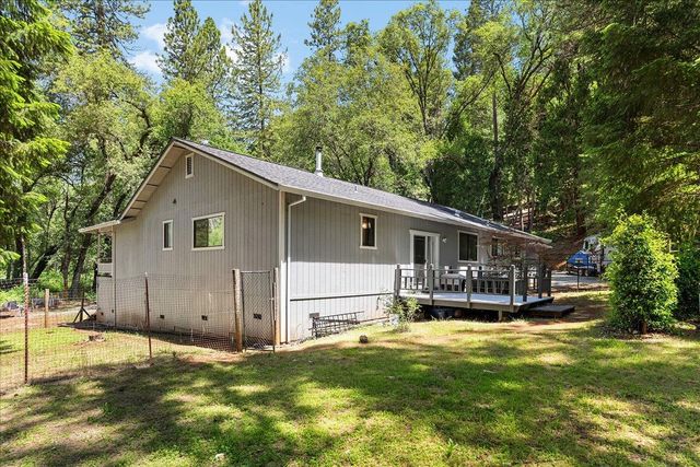 15886 Gibboney Ln, Grass Valley, CA 95949
