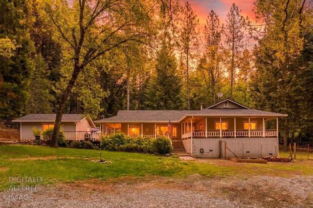15886 Gibboney Ln, Grass Valley, CA 95949