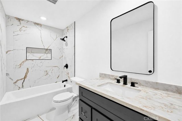 17117 S Denker, Gardena, CA 90247