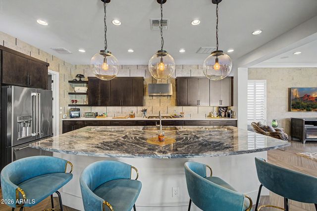 1682 E GILLCREST Road, Gilbert, AZ 85298