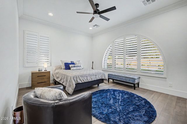 1682 E GILLCREST Road, Gilbert, AZ 85298