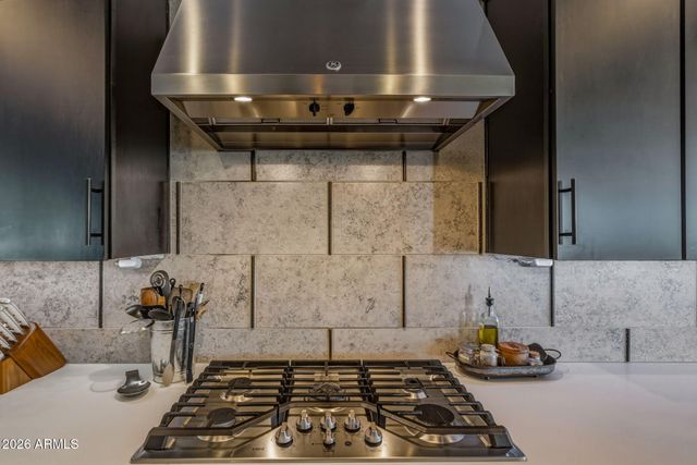 1682 E GILLCREST Road, Gilbert, AZ 85298