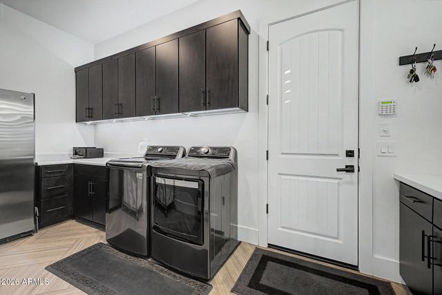 1682 E GILLCREST Road, Gilbert, AZ 85298