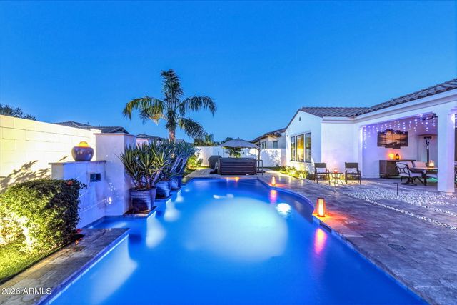 1682 E GILLCREST Road, Gilbert, AZ 85298