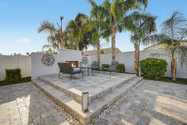 1682 E GILLCREST Road, Gilbert, AZ 85298