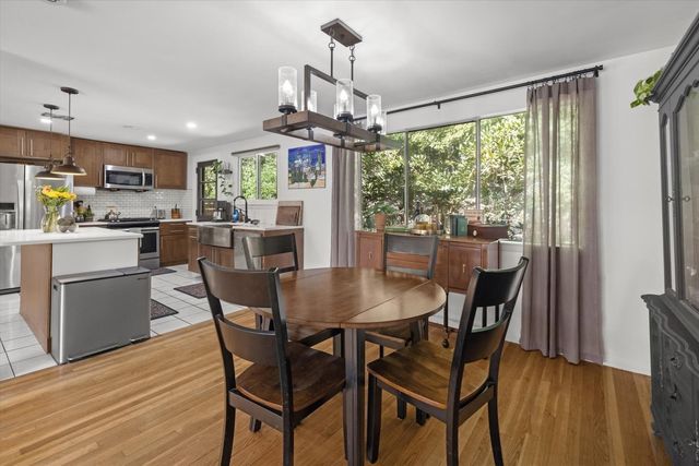 21 Mcadams Rd, Framingham, MA 01701