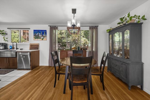 21 Mcadams Rd, Framingham, MA 01701