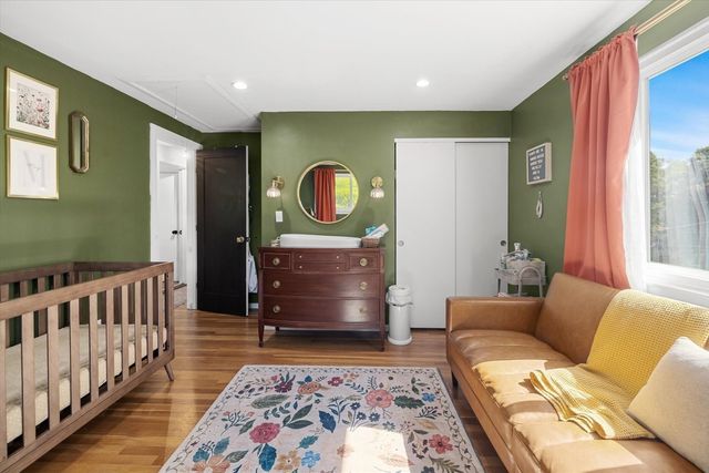 21 Mcadams Rd, Framingham, MA 01701