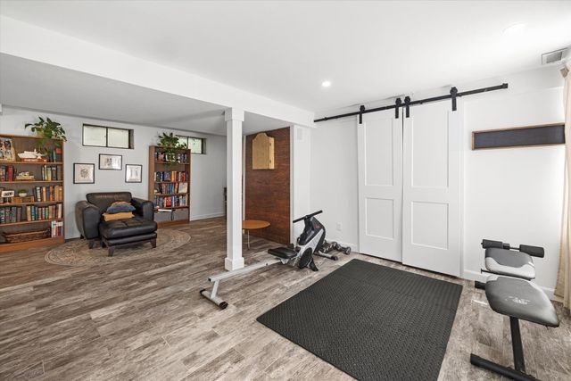 21 Mcadams Rd, Framingham, MA 01701