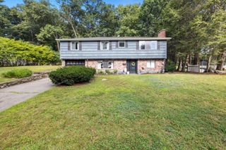 21 Mcadams Rd, Framingham, MA 01701