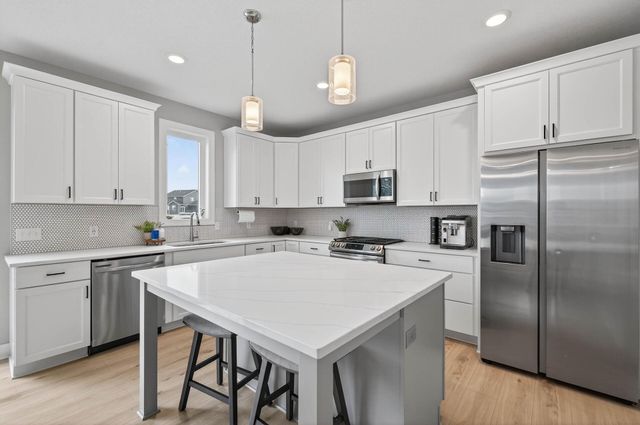 2168 Westpointe Drive, Hastings, MN 55033