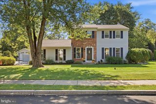 2081 STEWART DR #, Hatfield, PA 19440