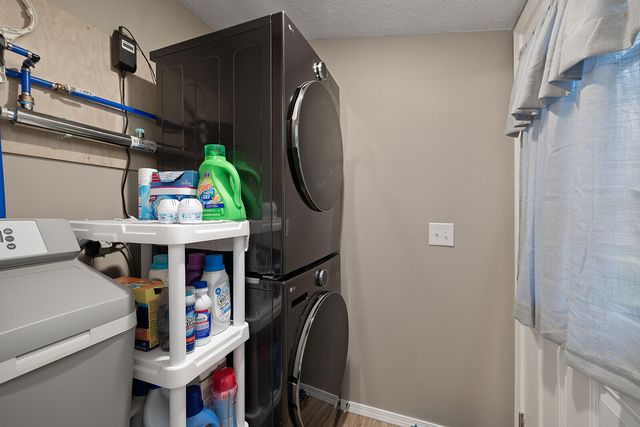 23264 Lawrence 2230, Aurora, MO 65605