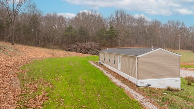 23264 Lawrence 2230, Aurora, MO 65605