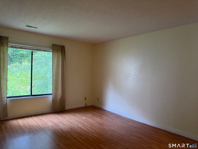 4 Sweetbriar Lane 4, Avon, CT 06001