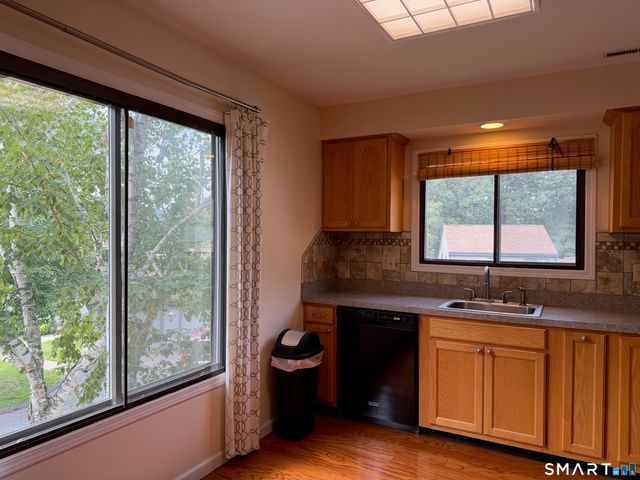 4 Sweetbriar Lane 4, Avon, CT 06001