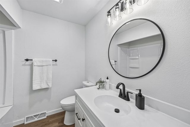 1195 McGowan Boulevard, Marion, IA 52302