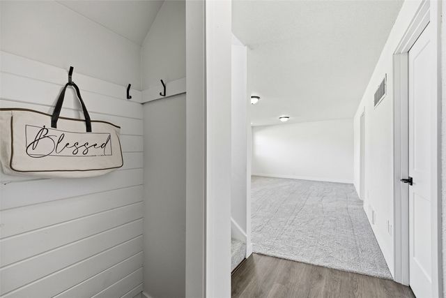 1195 McGowan Boulevard, Marion, IA 52302