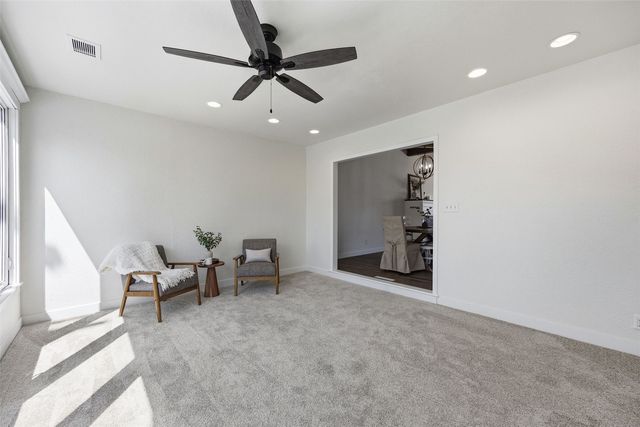 1195 McGowan Boulevard, Marion, IA 52302