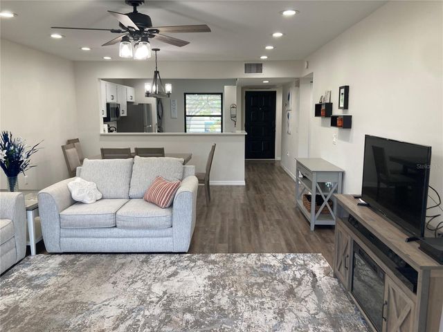 619 SPRING LAKES BOULEVARD 619, Bradenton, FL 34210