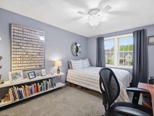 93 Quail Run 93, Tewksbury, MA 01876