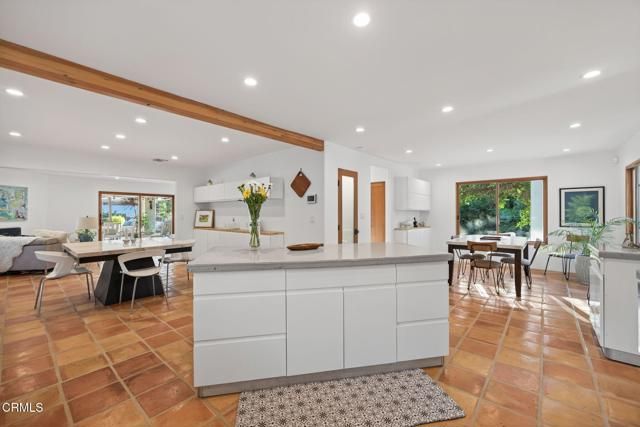 1195 Rancho Court, Ojai, CA 93023