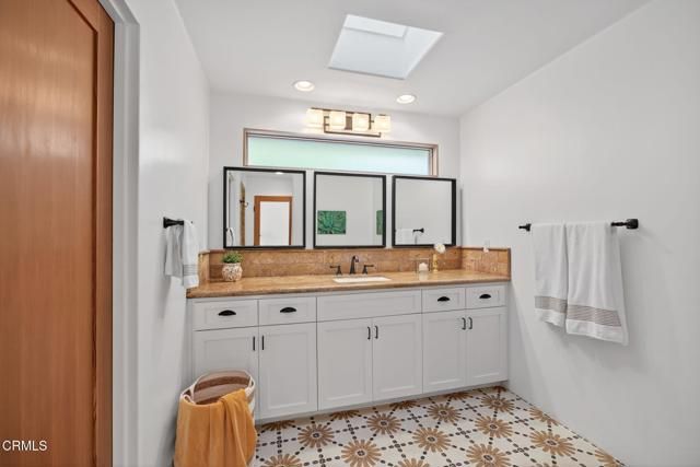 1195 Rancho Court, Ojai, CA 93023