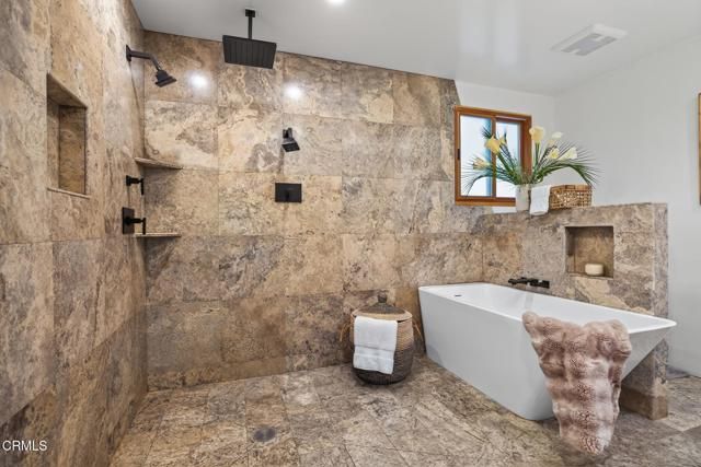 1195 Rancho Court, Ojai, CA 93023