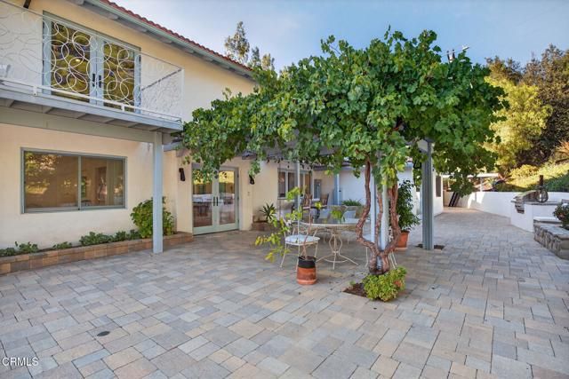 1195 Rancho Court, Ojai, CA 93023