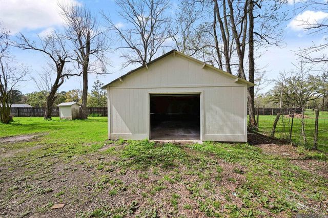 42204 Weber City Rd, Gonzales, LA 70737