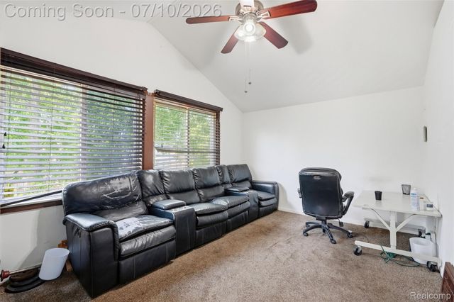 6242 Calhoun Street, Dearborn, MI 48126
