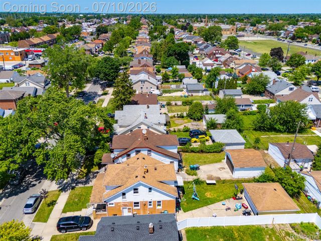 6242 Calhoun Street, Dearborn, MI 48126