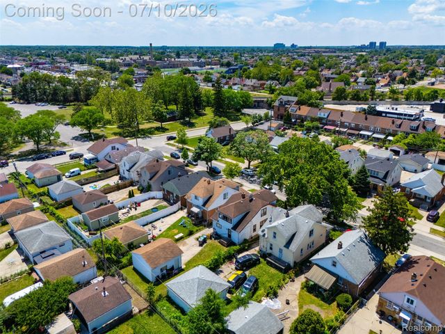 6242 Calhoun Street, Dearborn, MI 48126