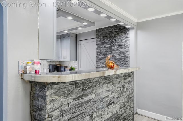 6242 Calhoun Street, Dearborn, MI 48126