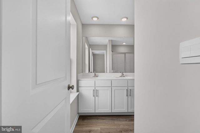 149 ESSEX DR, Sicklerville, NJ 08081