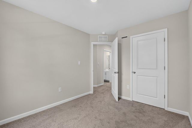 149 ESSEX DR, Sicklerville, NJ 08081