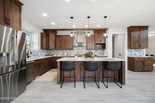 3688 Turtle Creek Drive, Perrysburg, OH 43551